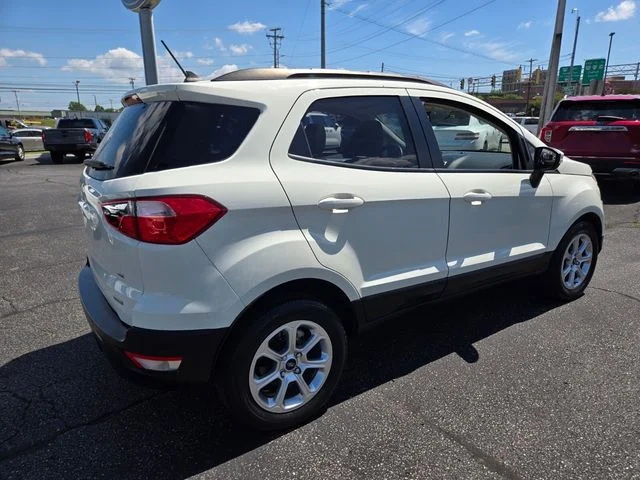 Used 2020 White Ford SE image 8