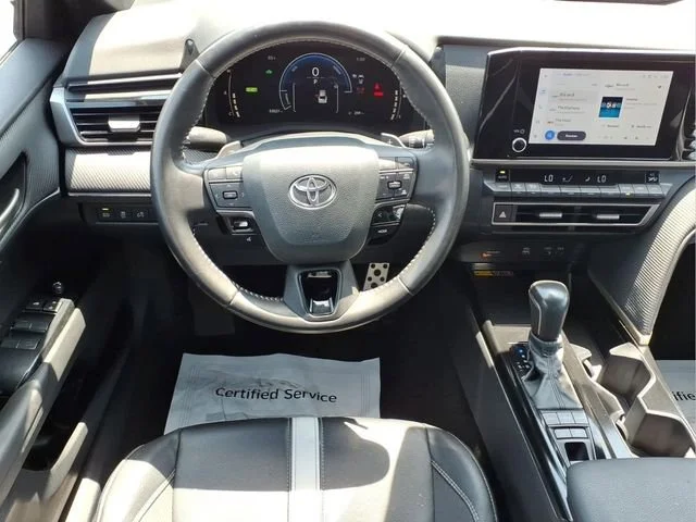 Used 2025  Toyota LE image 4