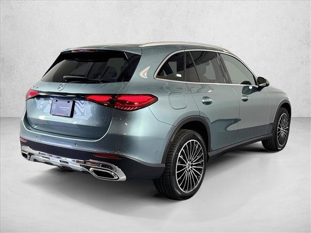 New 2027 Verde Silver Metallic Mercedes-Benz GLC 300 image 35