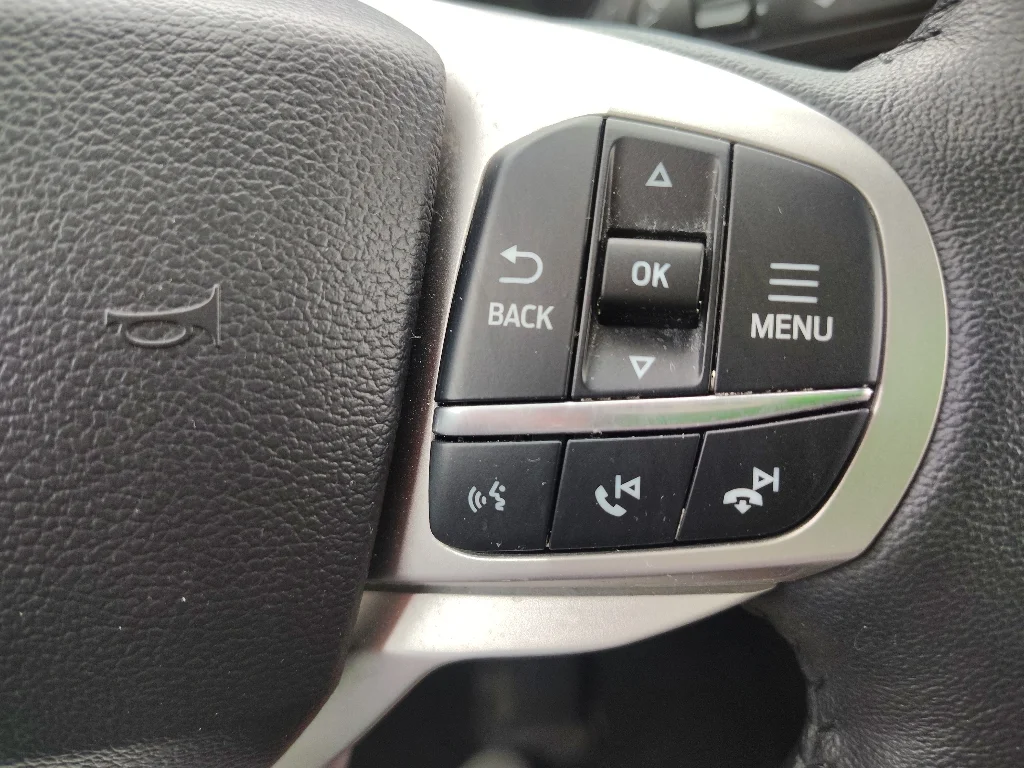 Used 2024 Star White Ford XLT image 19