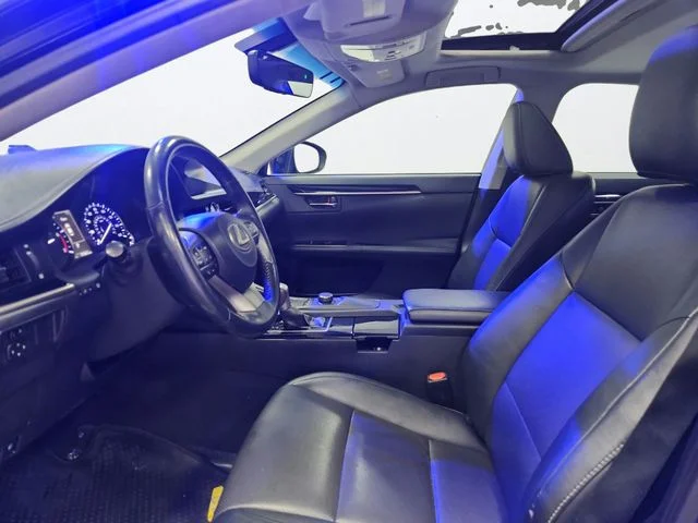 Used 2016 Black Lexus 350 image 16