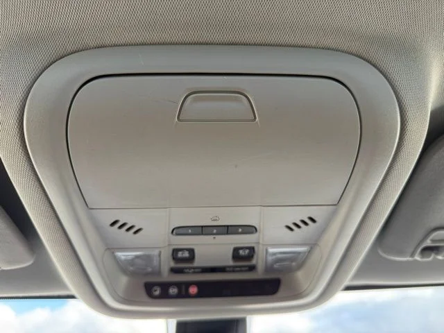 Used 2020 Steel Metallic GMC AT4 image 29