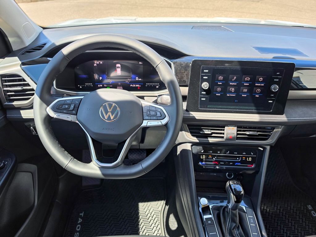 New 2026 Gray Volkswagen 1.5T SE Black image 17
