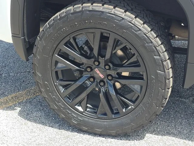2022 GMC Sierra 1500 AT4 - Photo 10