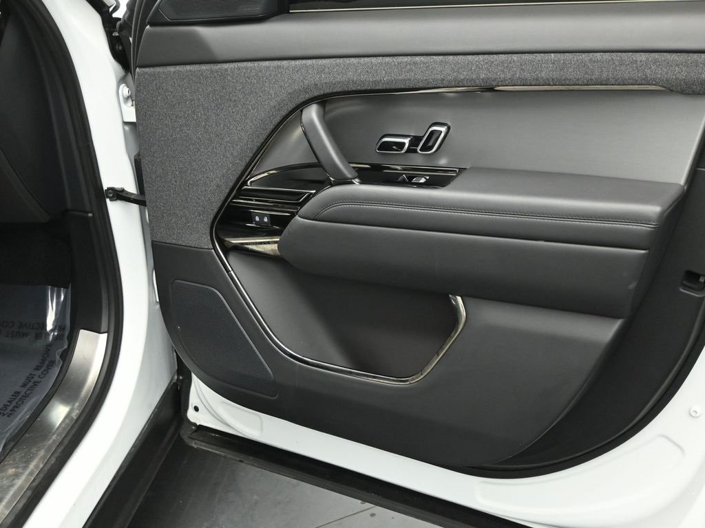 2024 LAND ROVER RANGE ROVER SPORT - Image 26