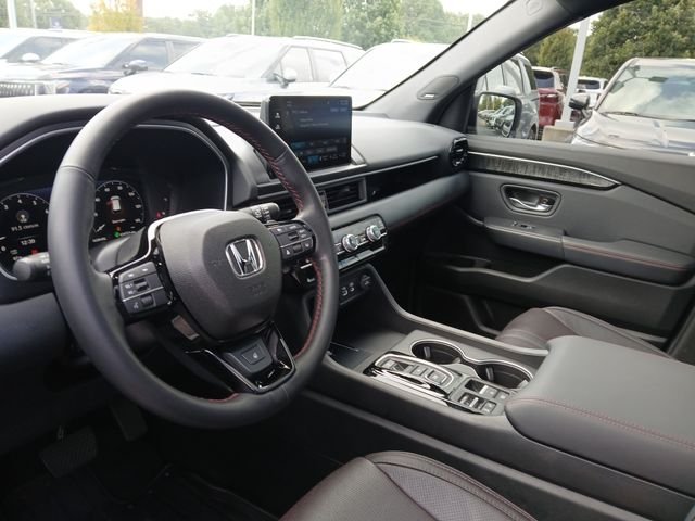 Used 2025 White Honda Black Edition image 13