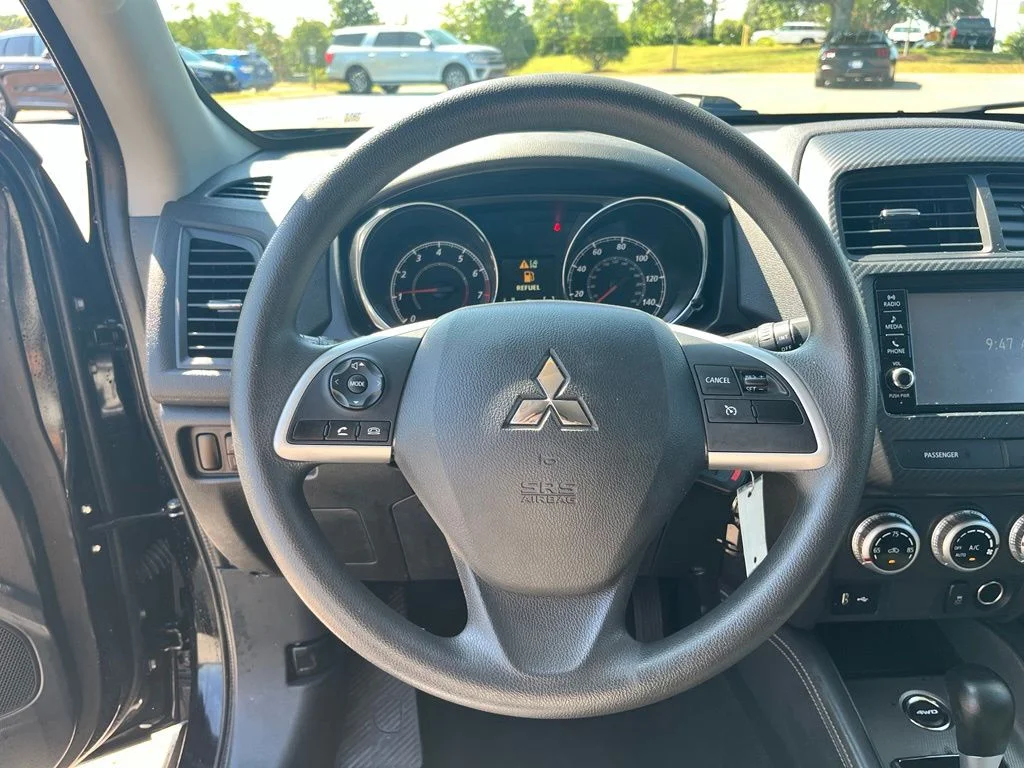 Used 2024 Black Mitsubishi 2.0 ES image 15