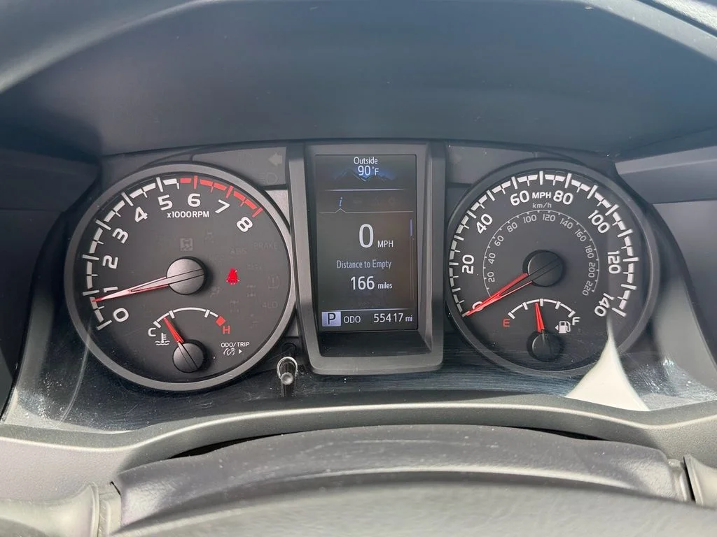 Used 2023 Silver Toyota SR image 19