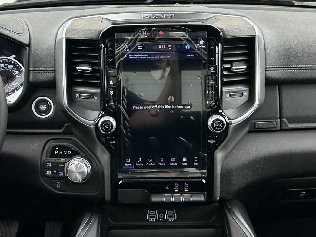 New 2026 Serrano-Green Metallic Exterior Paint RAM Laramie image 12