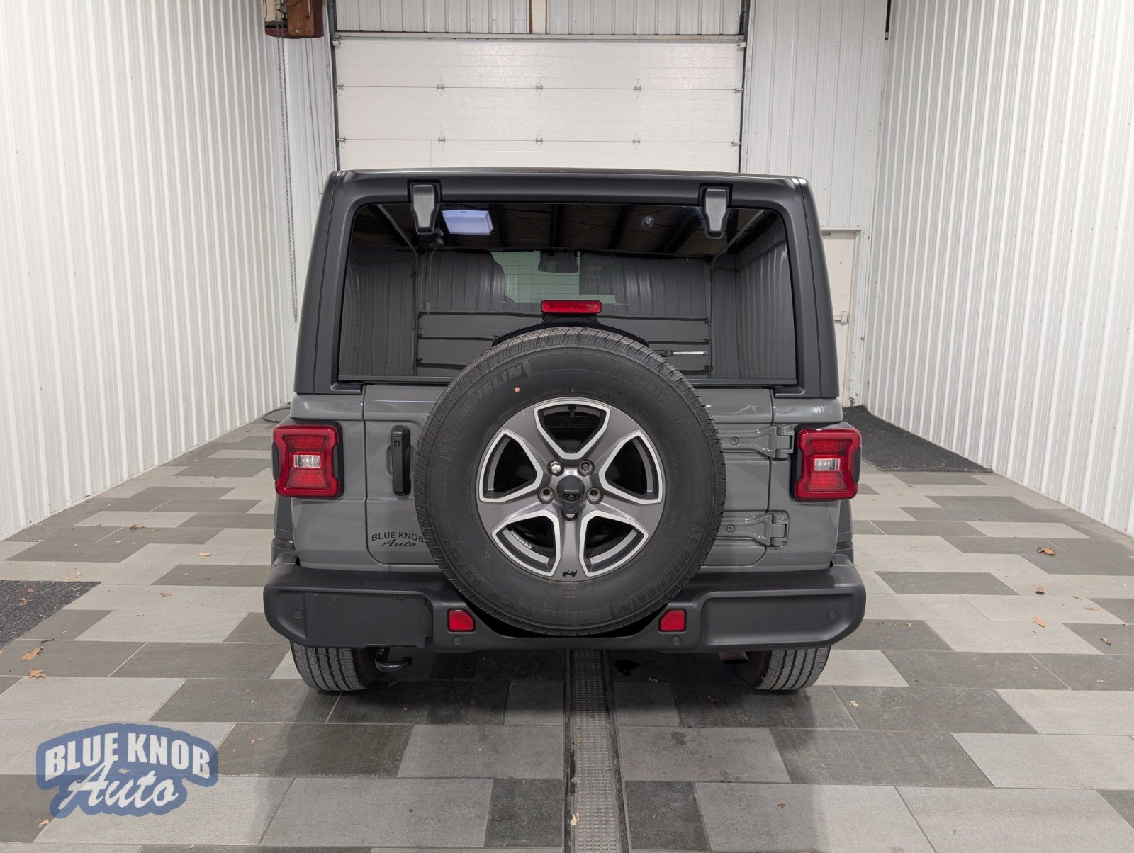 2022 Jeep Wrangler Unlimited Sport S photo 3