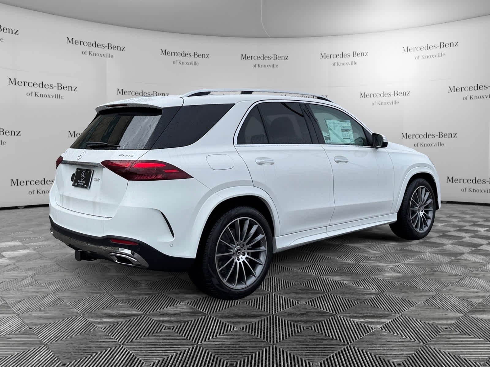 New 2026 Polar White Mercedes-Benz GLE 450 image 5
