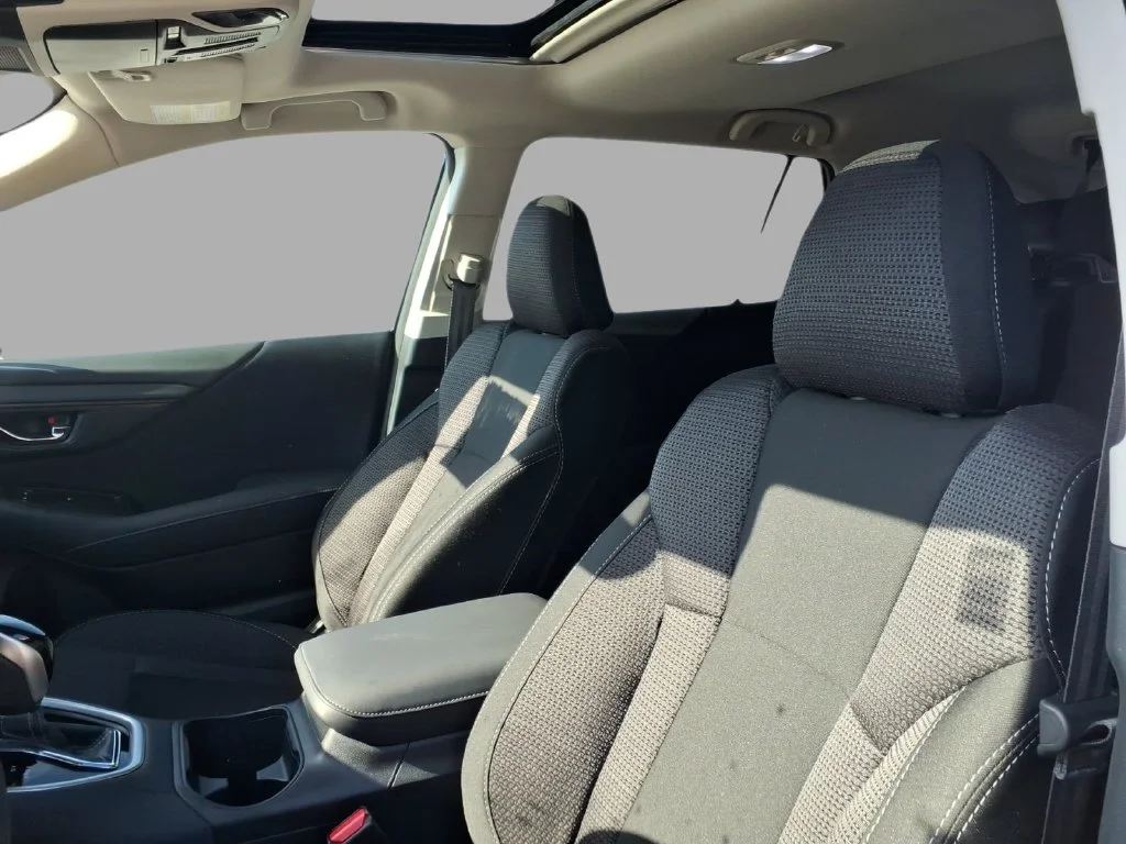 2025 Subaru Outback Premium - Photo 17