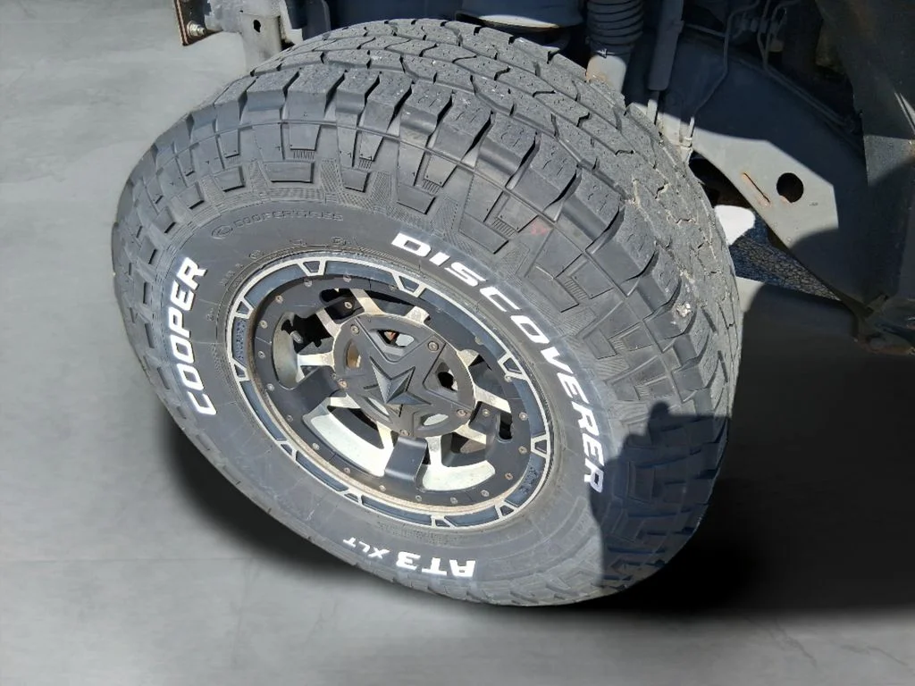 Used 2011 Black Jeep Rubicon image 9
