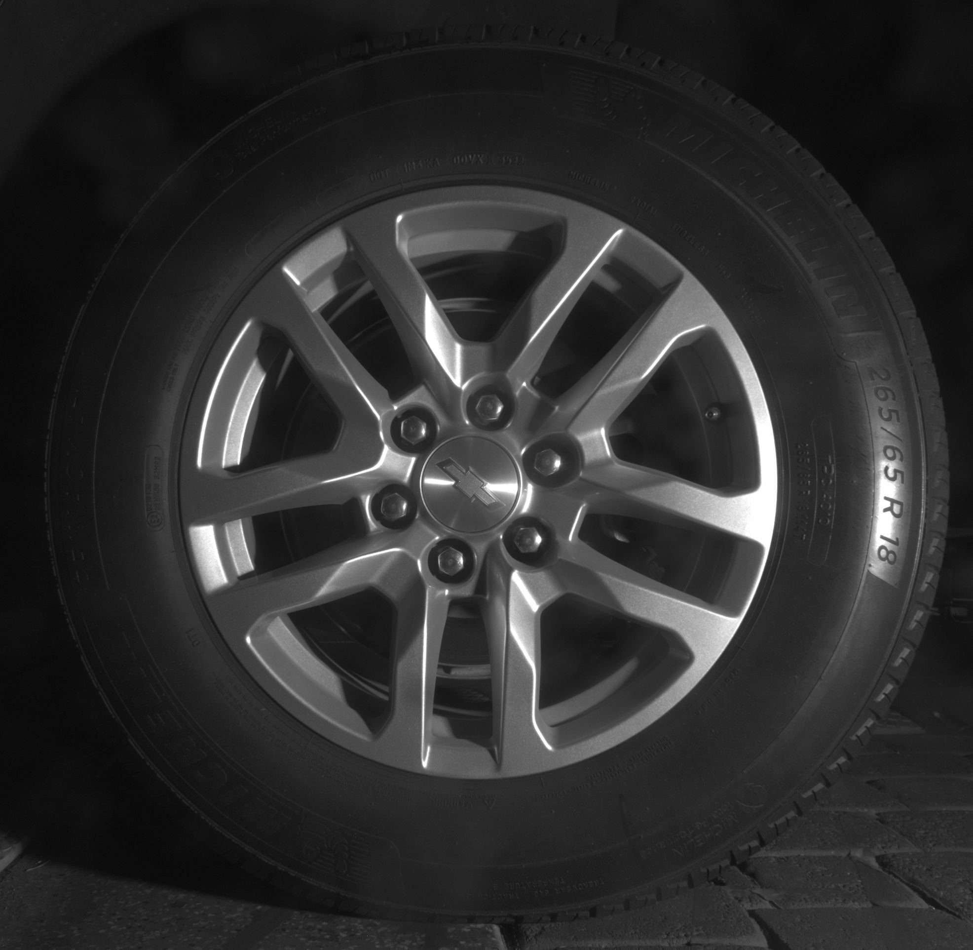 Used 2023 BLACK Chevrolet LS image 12