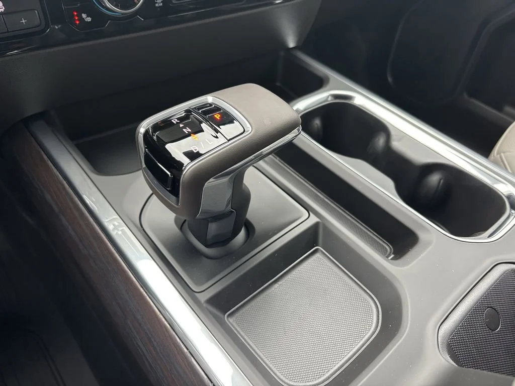 New 2026 Glacier White Tricoat GMC SLT image 24