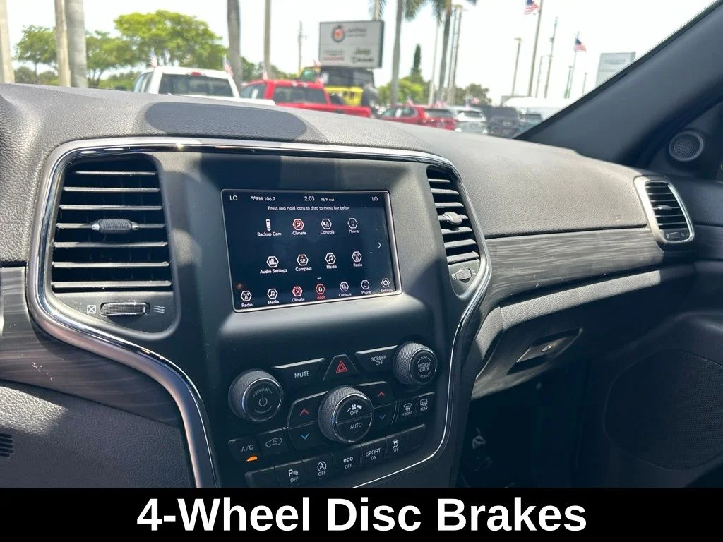 Used 2021 Black Jeep Laredo E image 12