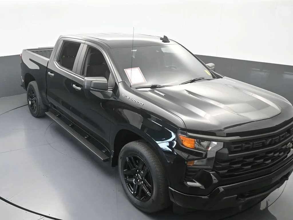 Used 2024 Black Chevrolet Custom image 49