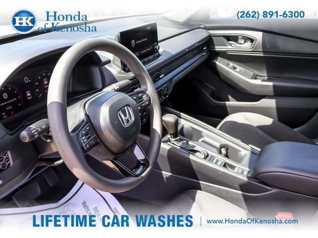2025 Honda Accord SE - Photo 11