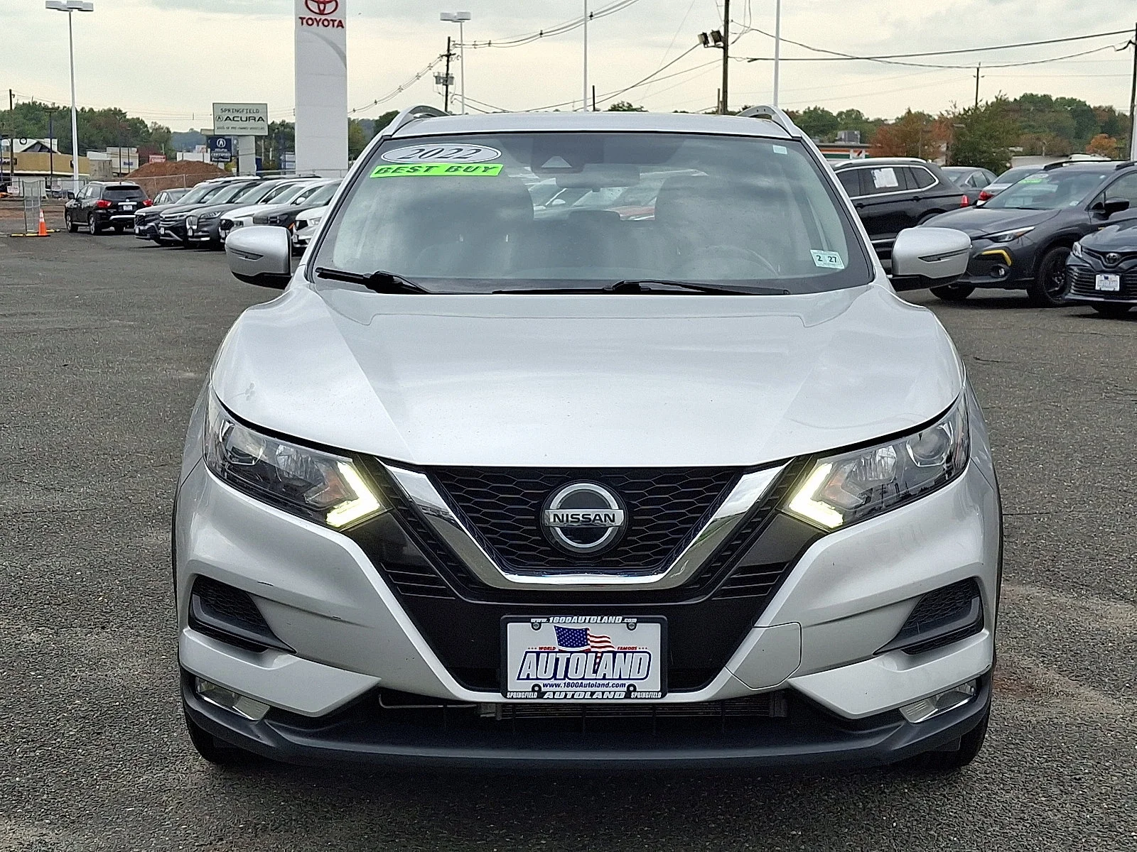 Used 2022 Brilliant Silver Metallic Nissan SV image 2
