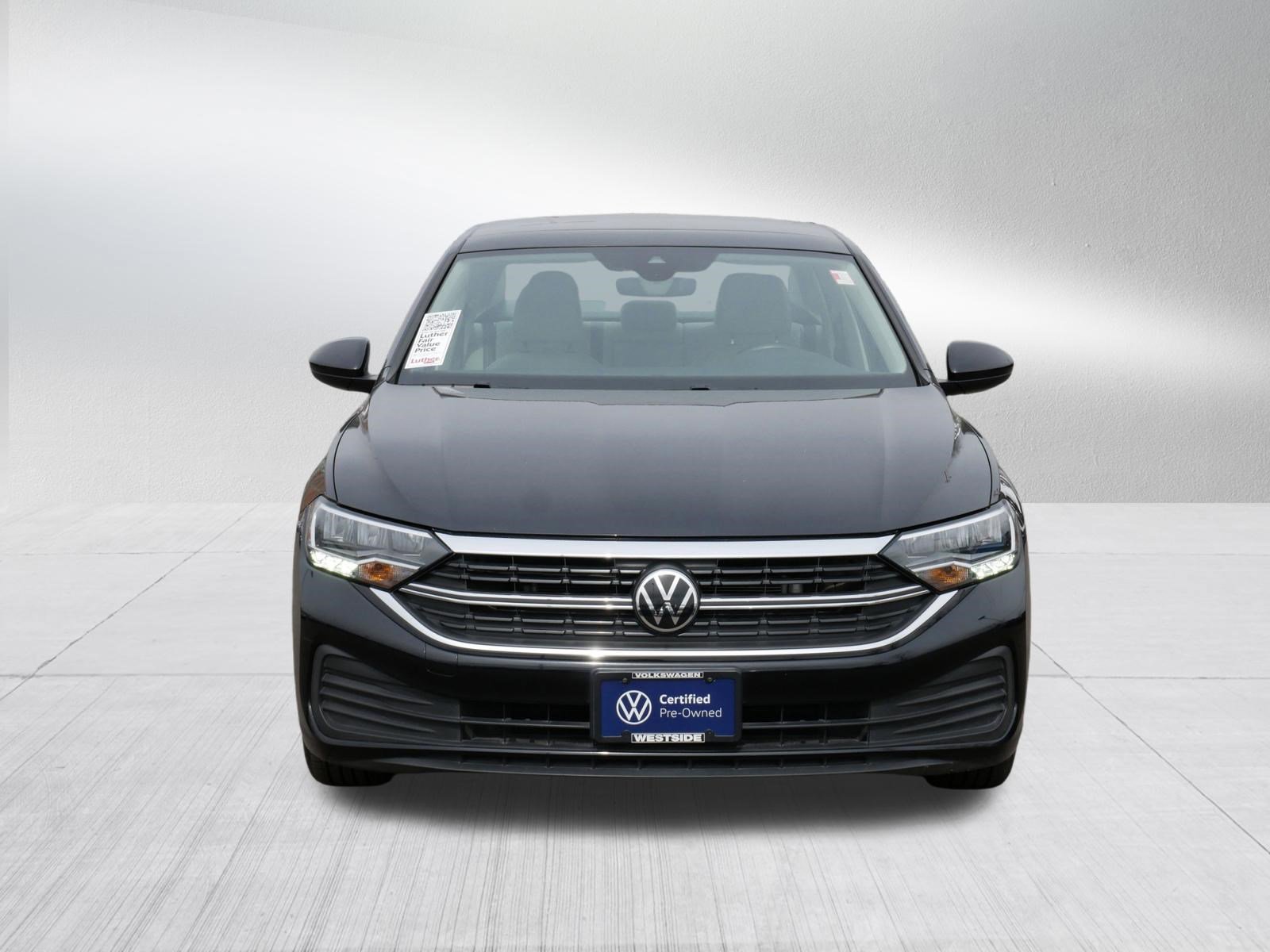 Certified 2024 Volkswagen Jetta SE with VIN 3VW7M7BU2RM095695 for sale in Saint Louis Park, Minnesota