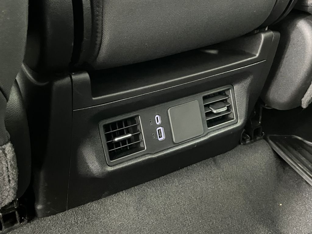 Used 2024  Chevrolet LT image 26