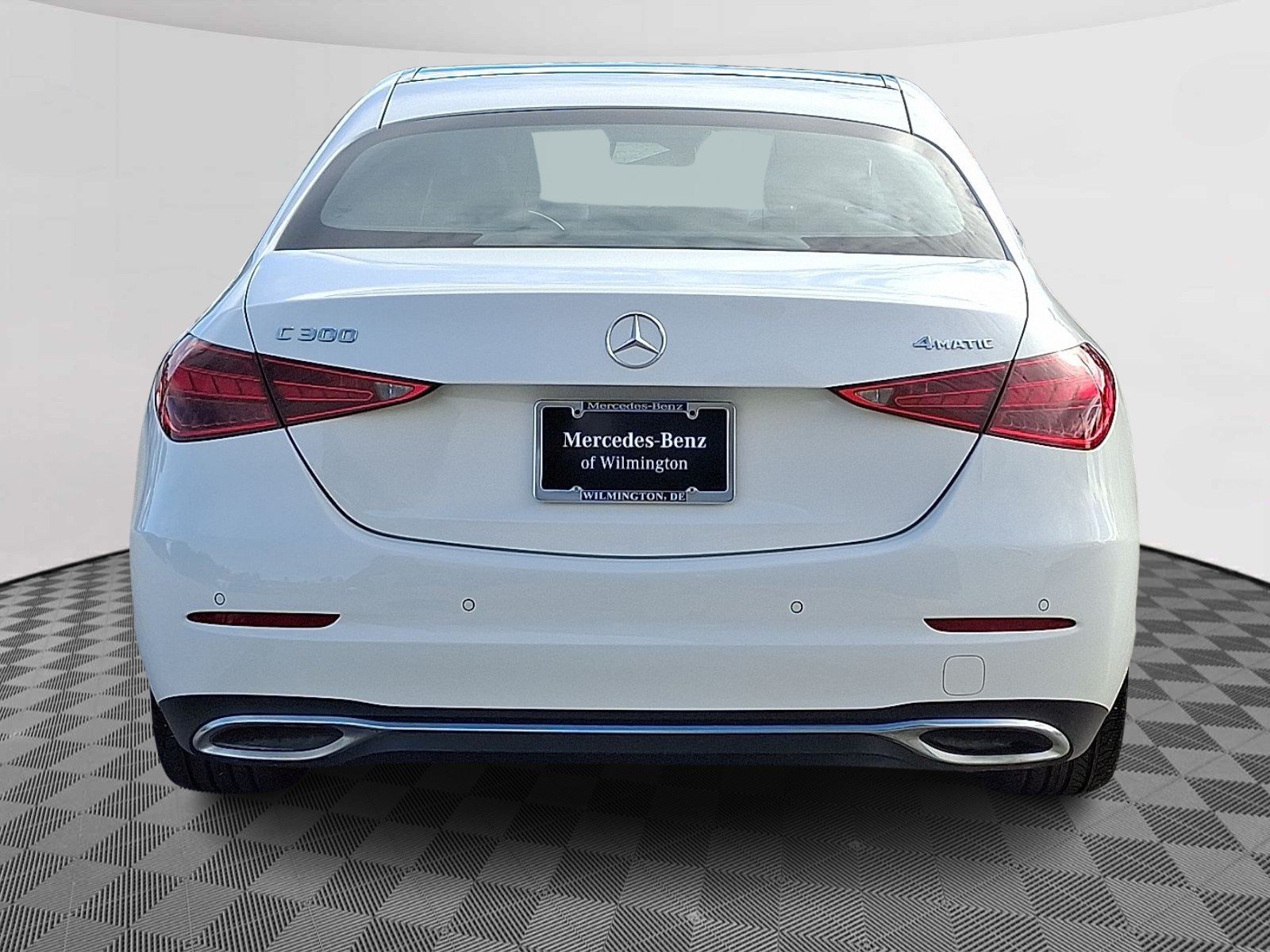 Certified Used 2023 Polar White - 149 Mercedes-Benz 4MATIC® Sedan image 5