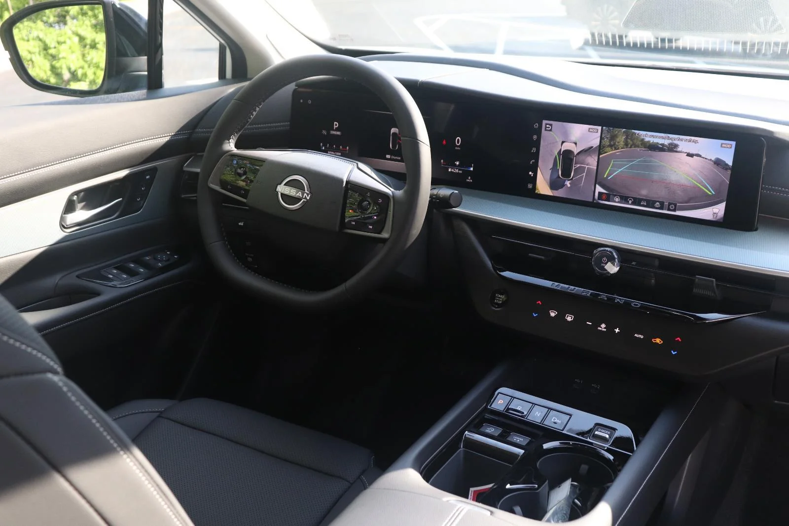 New 2026 Everest White Pearl Tricoat Nissan SL image 10