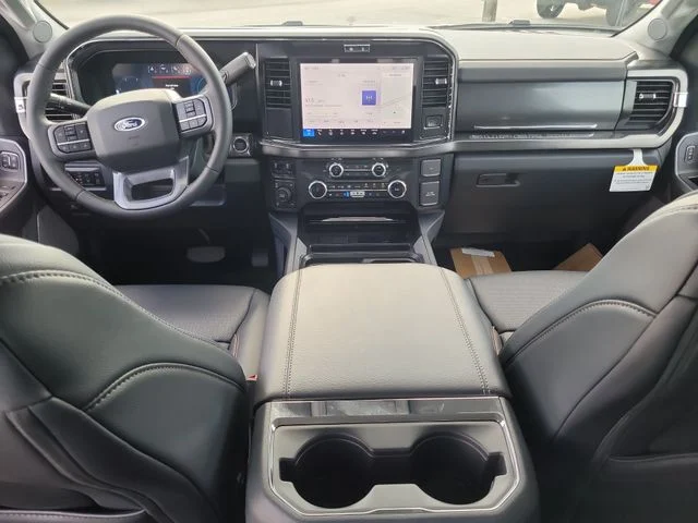 New 2026 Oxford White Ford Lariat image 15