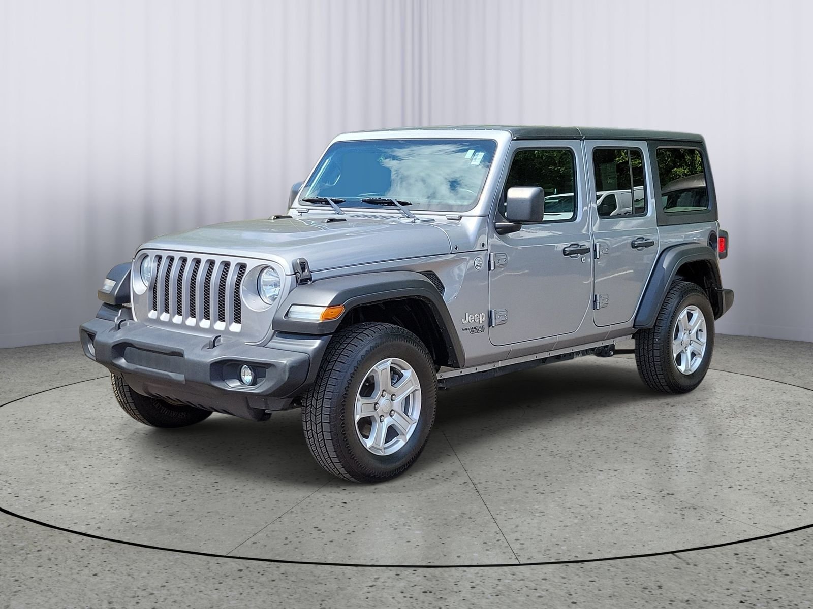 Used 2021 Silver Jeep Unlimited Sport S image 5