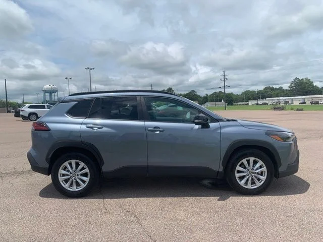 Used 2026  Toyota LE image 8