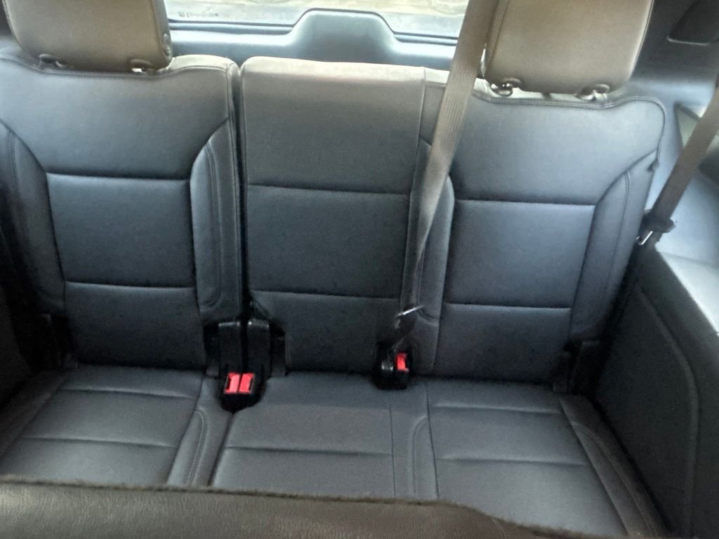 Used 2025 Gray Chevrolet LT image 20
