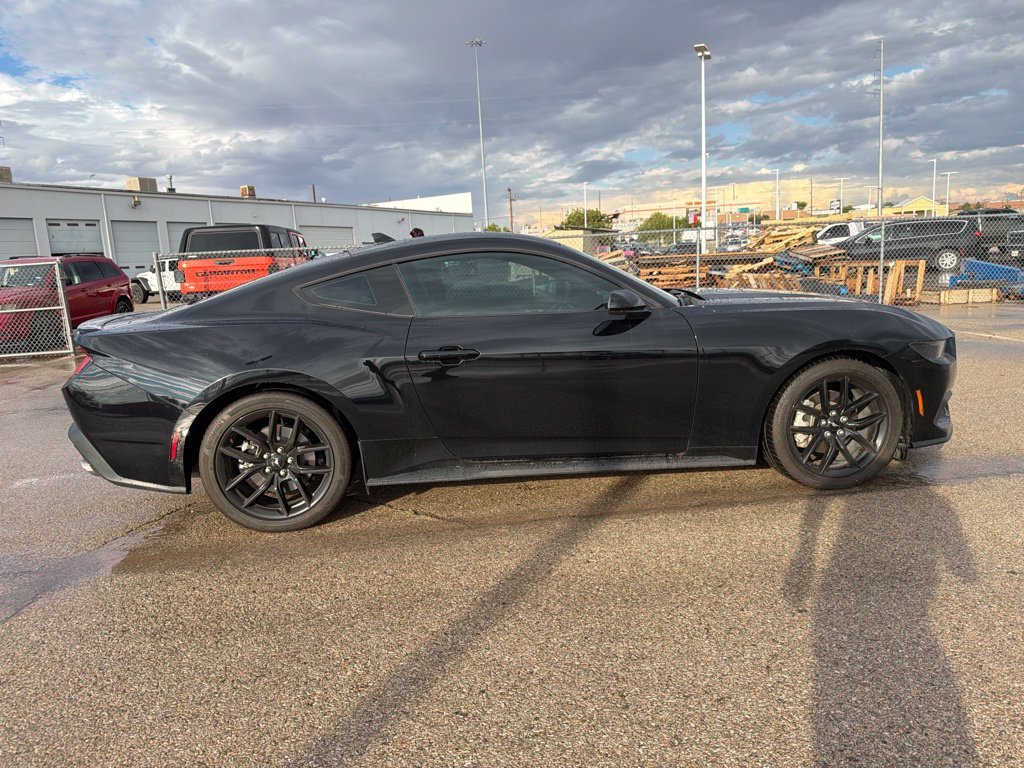 Used 2025 Black Ford EcoBoost image 10