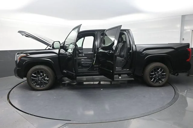 Used 2026 Black Toyota Platinum image 42