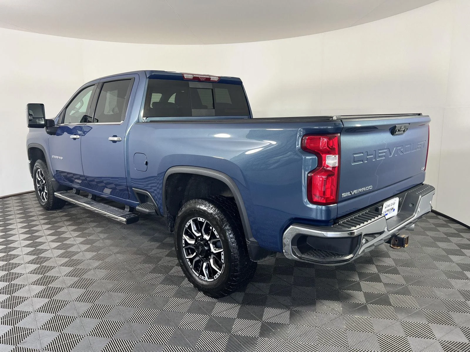 Used 2024 Lakeshore Blue Metallic Chevrolet LTZ image 30