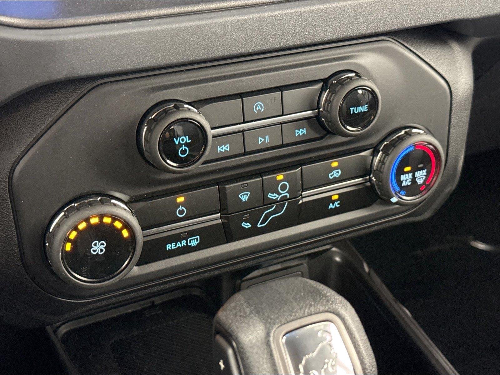 2025 Ford Bronco 4-Door Base - Photo 22