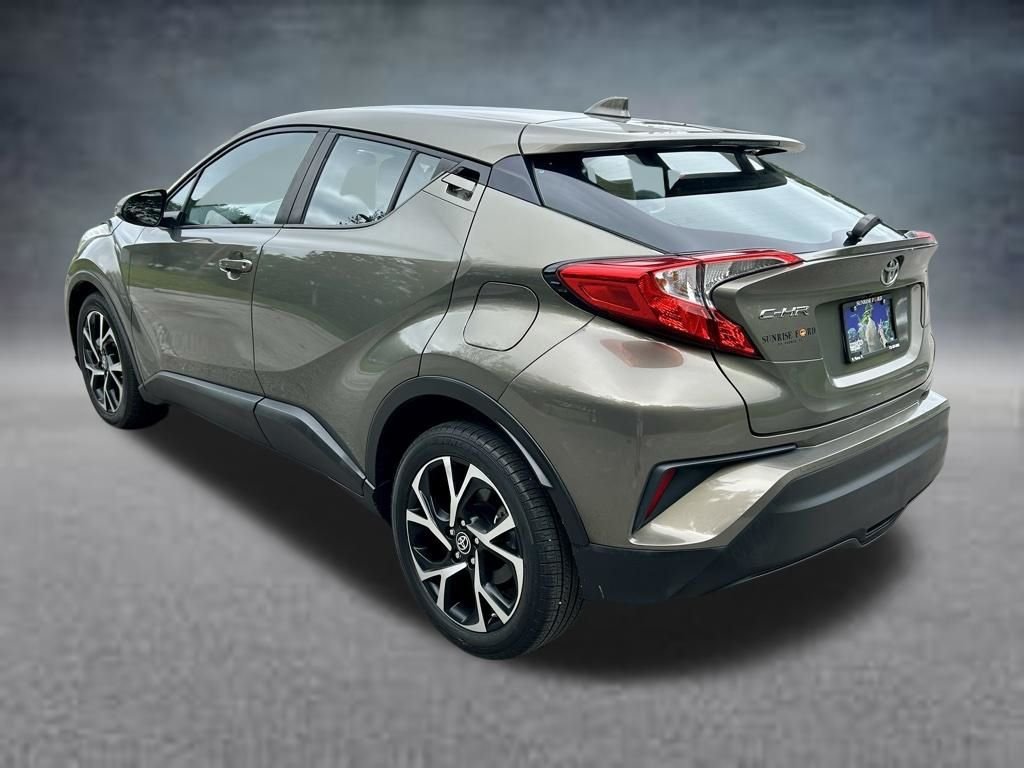 Used 2021 Brown Toyota XLE image 7