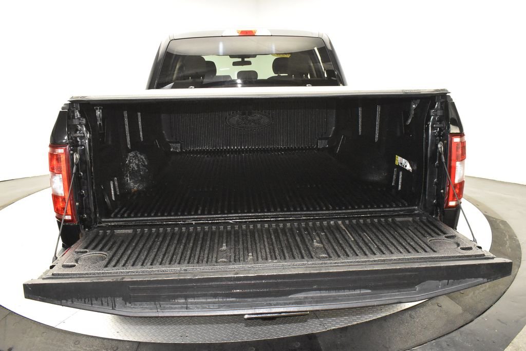 Used 2020 Black Ford XLT image 31