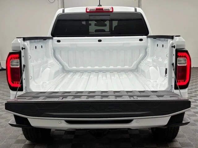 2026 GMC Canyon Elevation - Photo 9