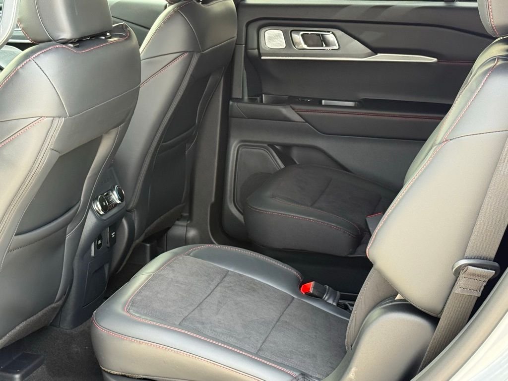 New 2026 Space White Metallic Ford ST image 7