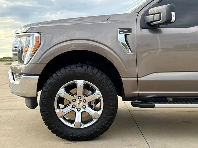 Used 2022 Gray Ford XLT image 6
