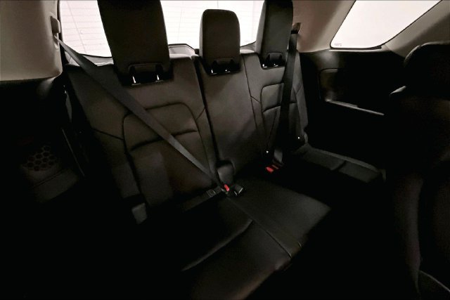 Used 2024 Scarlet Ember Nissan SL image 33