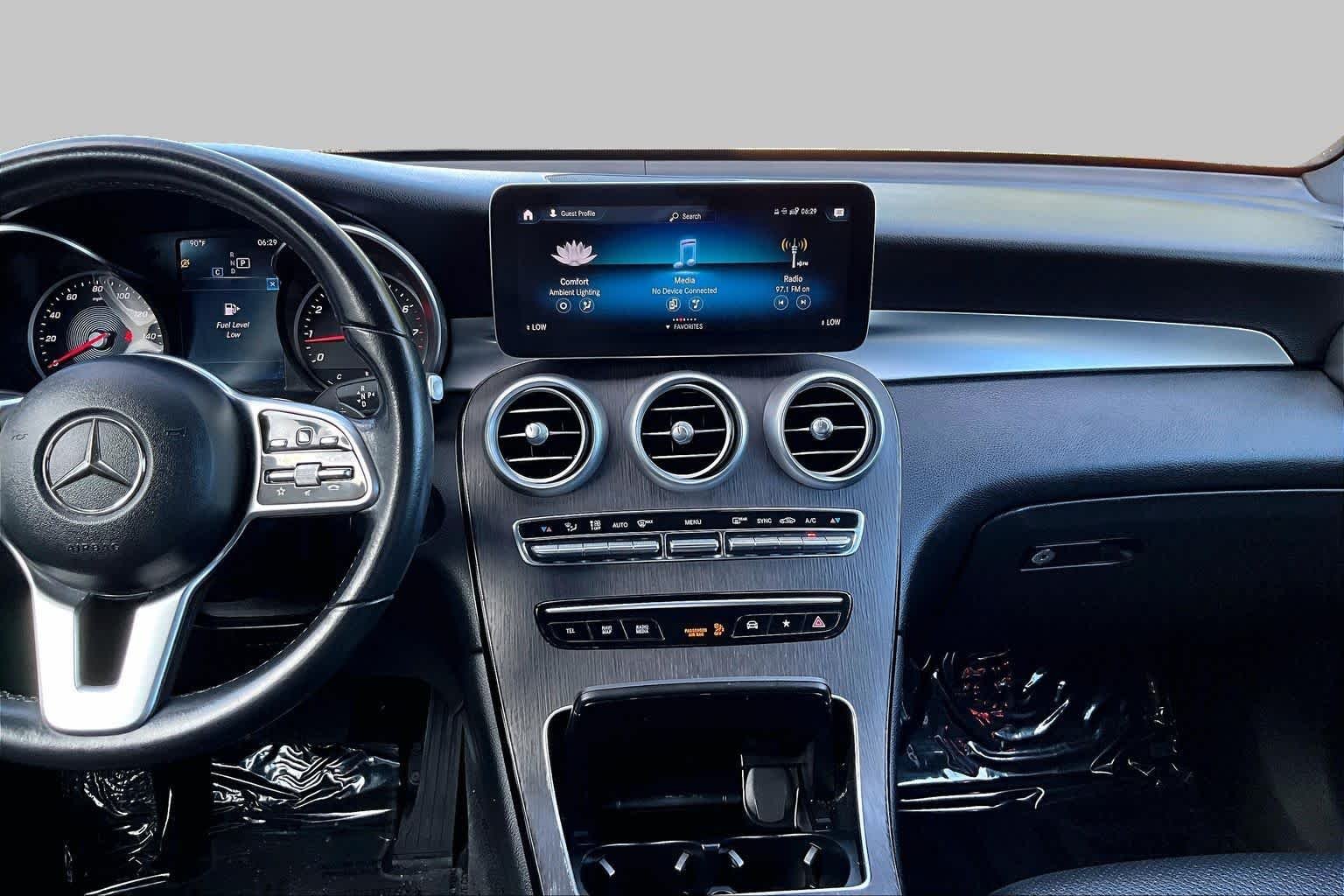 Used 2022  Mercedes-Benz GLC 300 image 7