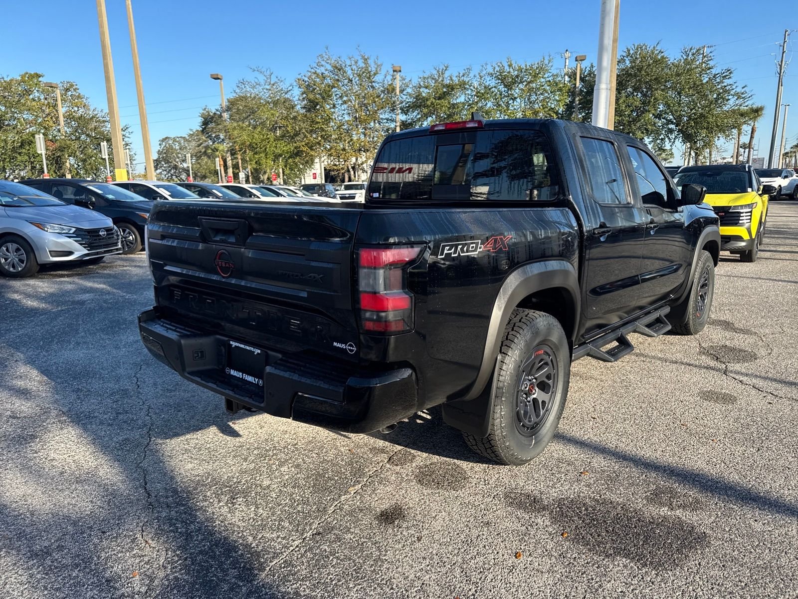 New 2026 Nissan Frontier PRO-4X 4D Crew Cab