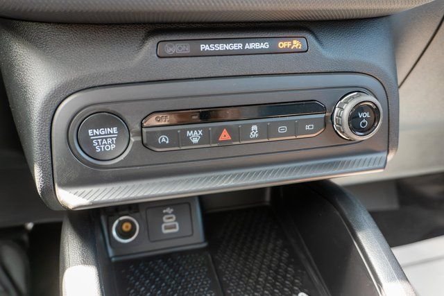 New 2026 Azure Gray Metallic Ford Outer Banks® image 26