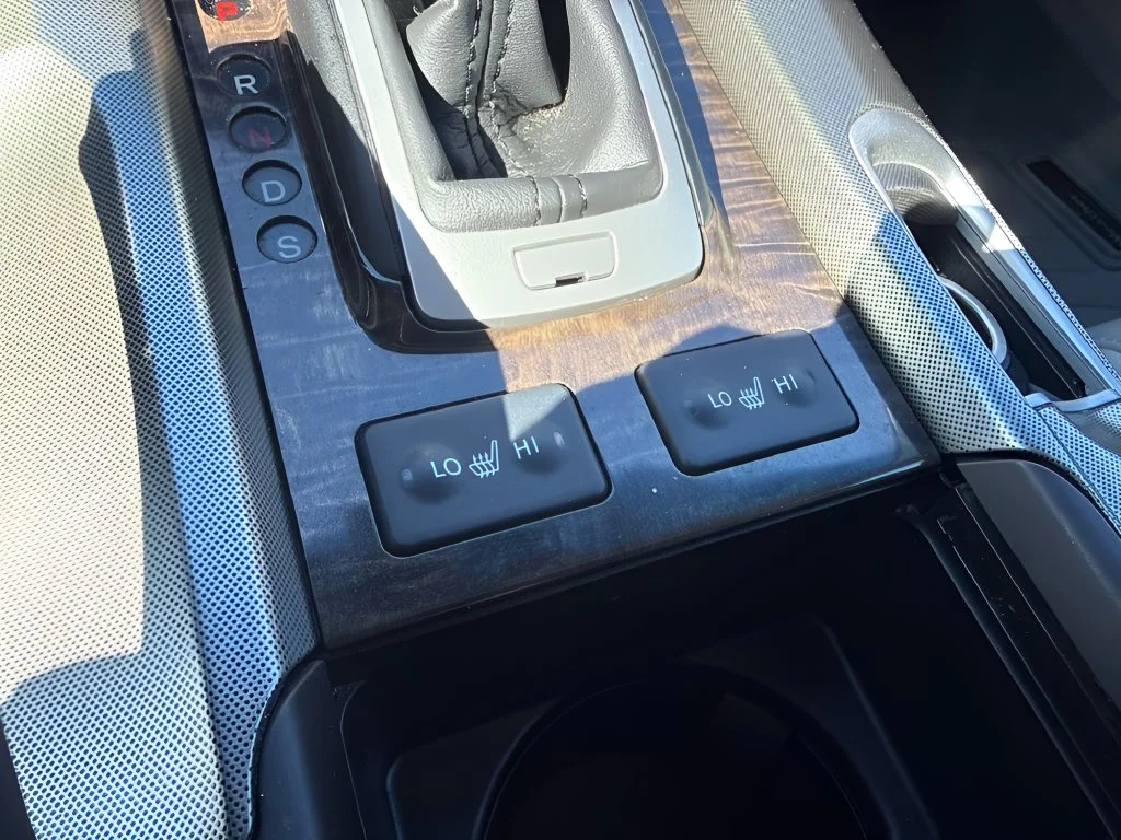 Used 2011  Acura 3.5 image 17