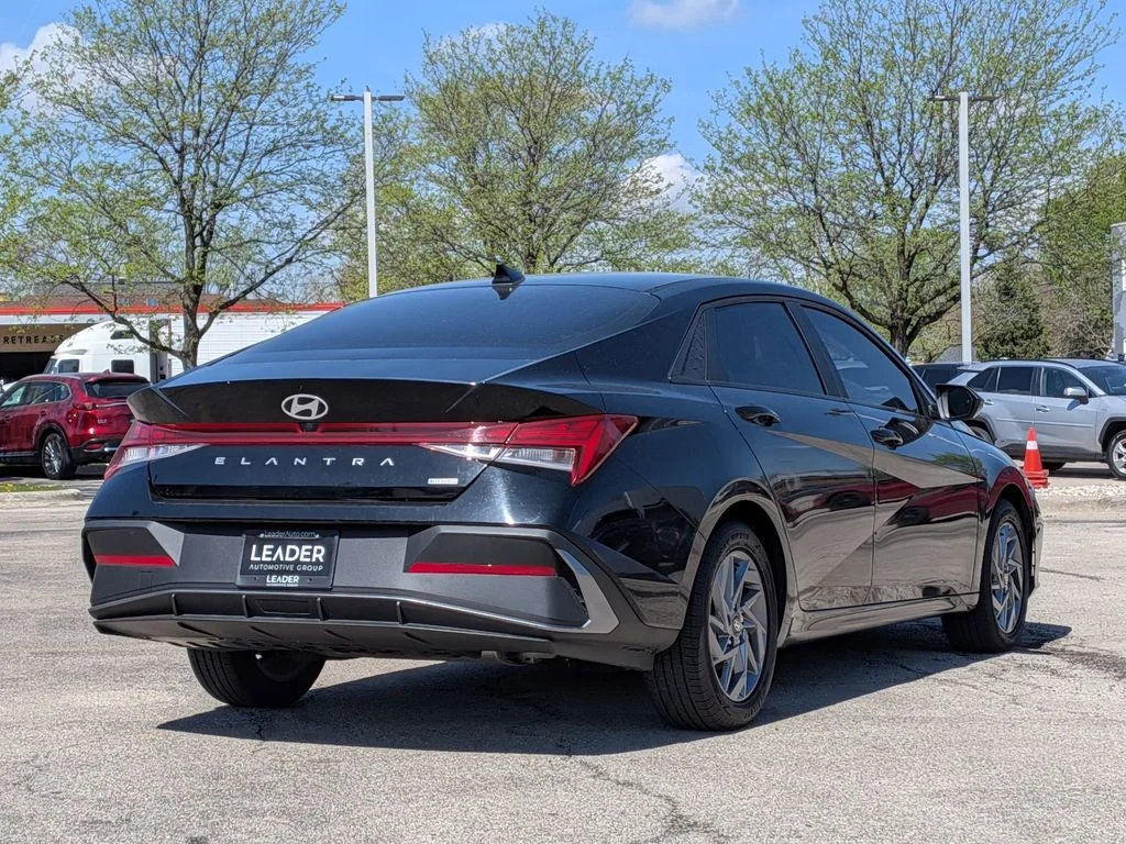 Used 2024 Black Hyundai Blue image 7