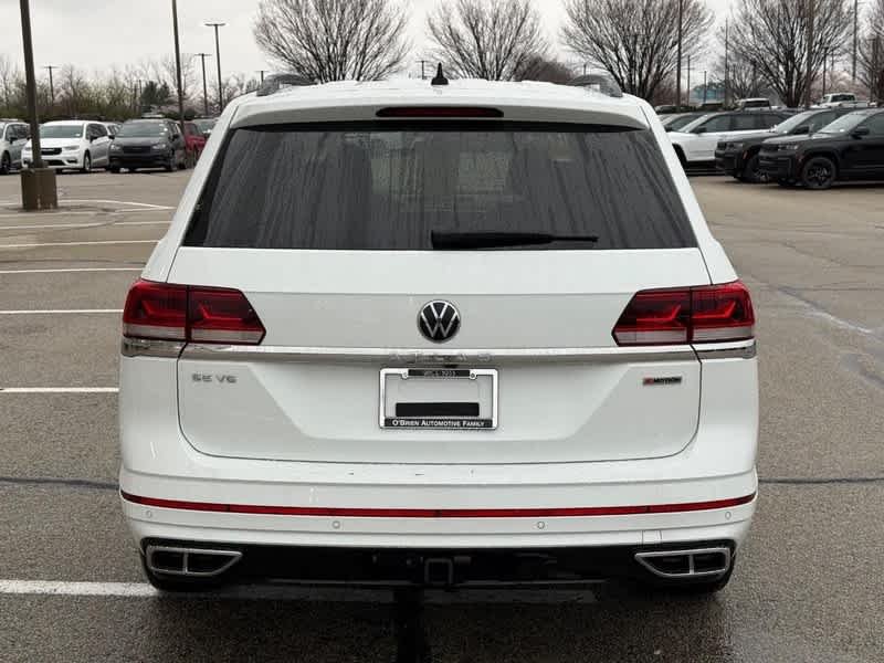 Used 2021 Pure White Volkswagen 3.6L V6 SE w/Technology R-Line image 4