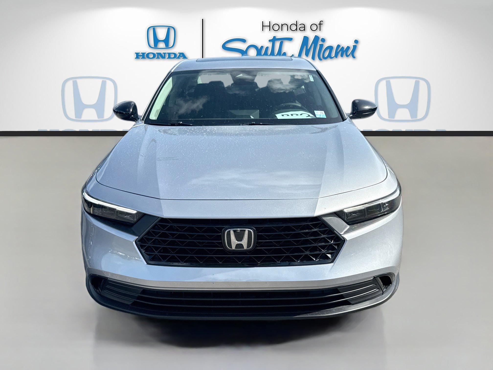 New 2026 Solar Silver Metallic Honda SE image 2