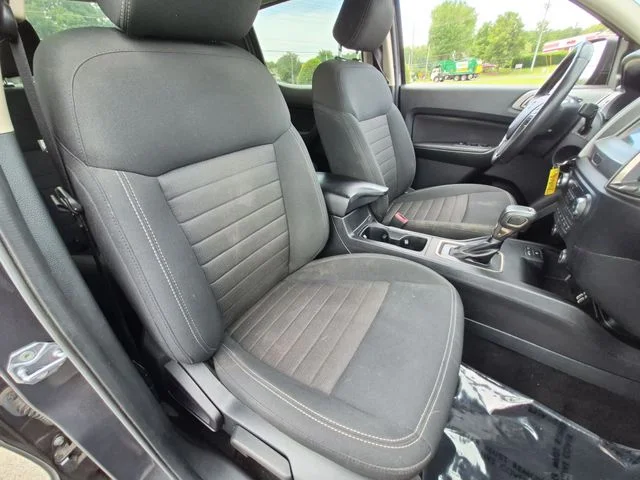 Used 2019 Gray Ford XLT image 34