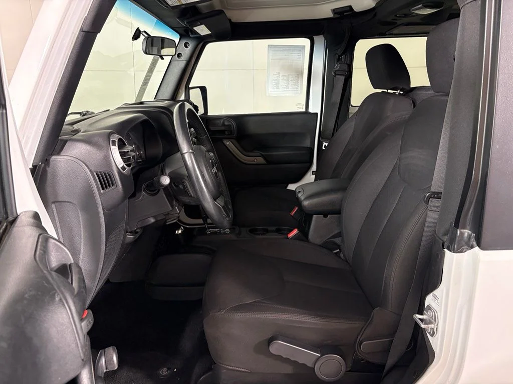 Used 2017 White Jeep Sport image 15